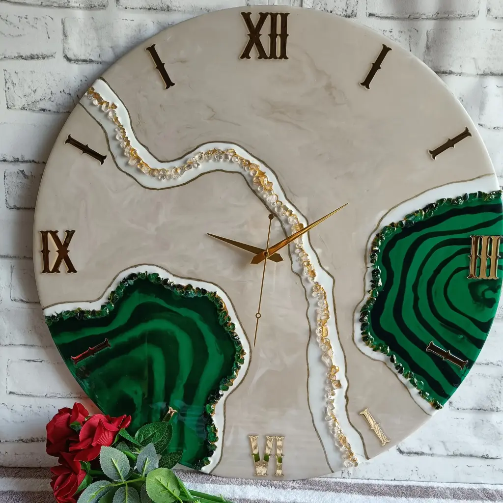 Resin wall clock