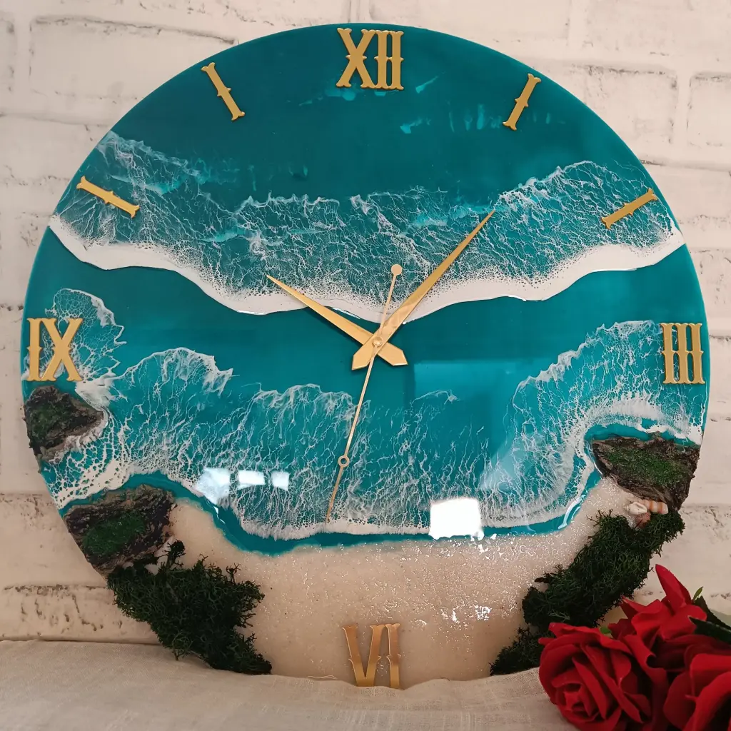 Resin wall clock