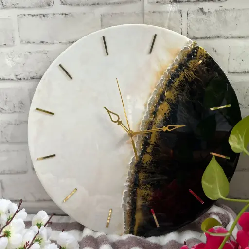 Resin wall clock