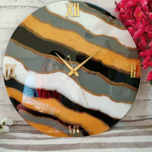 Resin wall clock