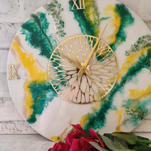 Resin wall clock