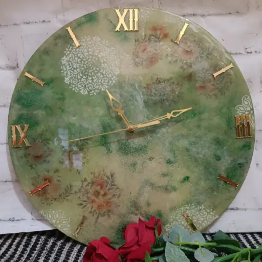 Resin wall clock